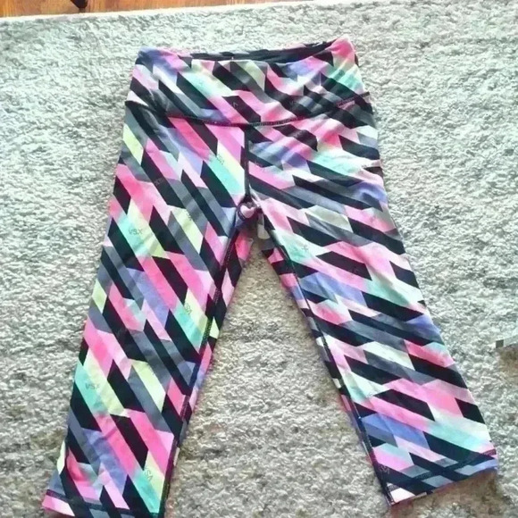 VSX Womens Cropped Knockout Leggings S - Picture 2 of 8